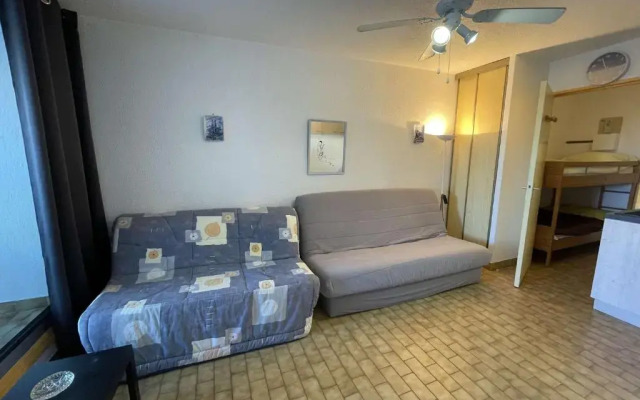 Appartement Le Grau-du-Roi, 1 pièce, 4 personnes - FR-1-250-140