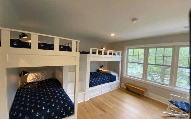 ST Lawrence Street 21