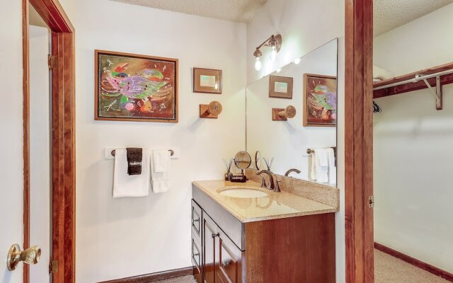 The Other Castle 5 Bedroom Home by RedAwning