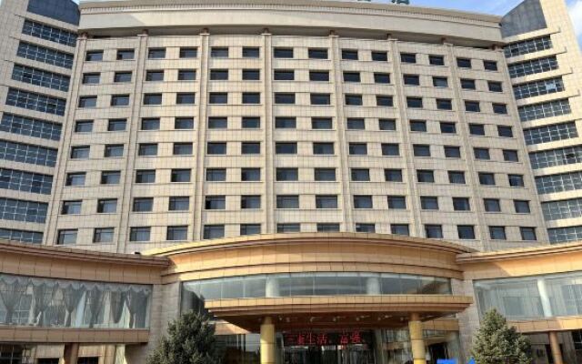 Yulong International Hotel