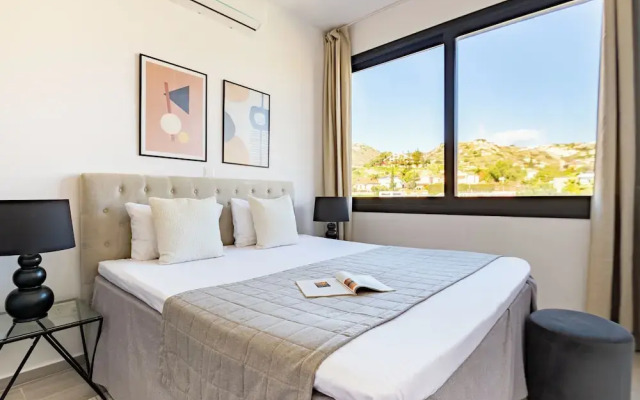 Sanders River Plaza Limassol Apartment
