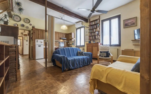 San Lorenzo Wooden Flat