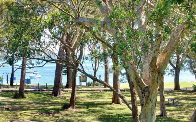 Nicholli, Bay Parklands, Unit 32/2 Gowrie Avenue