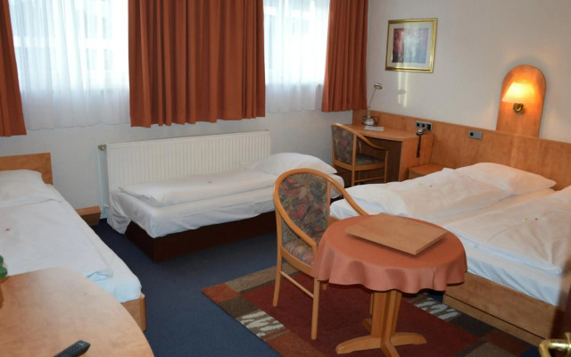 Steen's Hotel