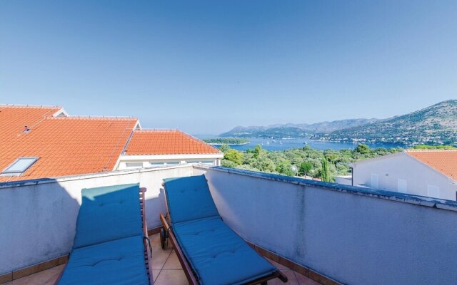 Amazing Home in Dubrovnik With Wifi and 3 Bedrooms