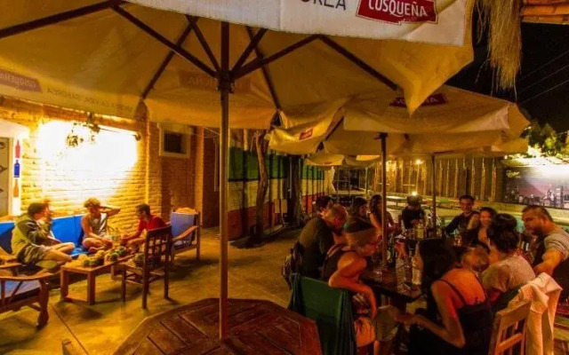 Palosanto Backpackers