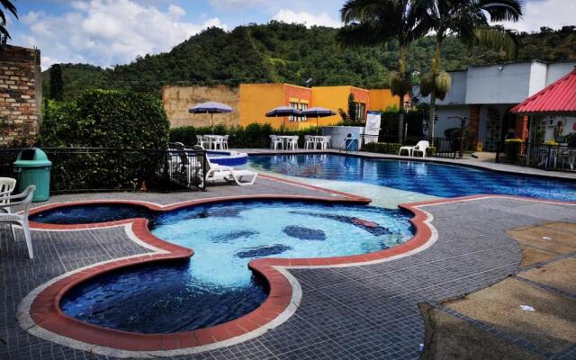 Hotel Campestre la Vega Inn