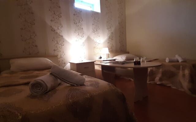 F Garden Hotel