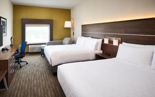 Holiday Inn Express Sarnia - Point Edward by IHG