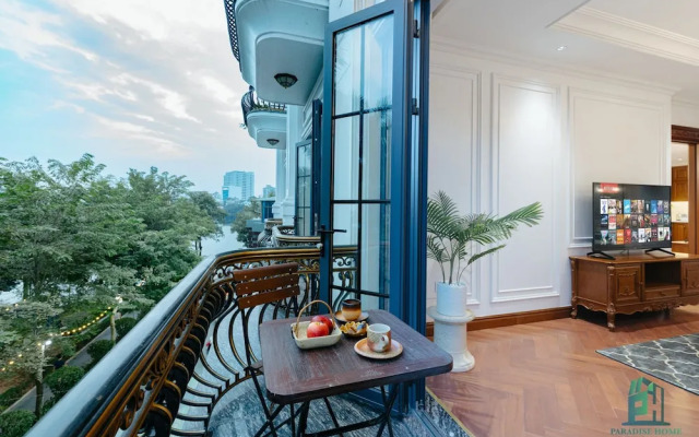 Luxe Paradise Suites Hotel