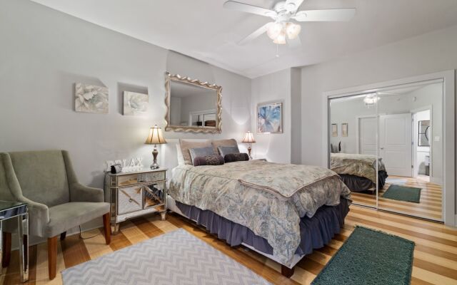 Crc1105 3 Bedroom Condo