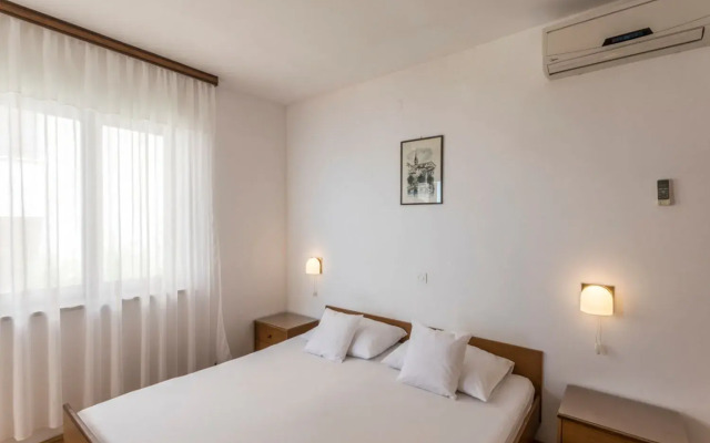 Vedra- Free Parking And Close To The Beach - R1