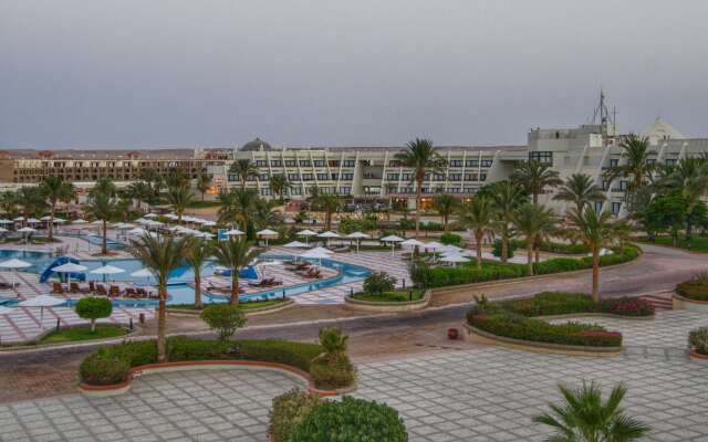 Pharaoh Azur Resort