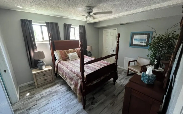 Surfside Suites