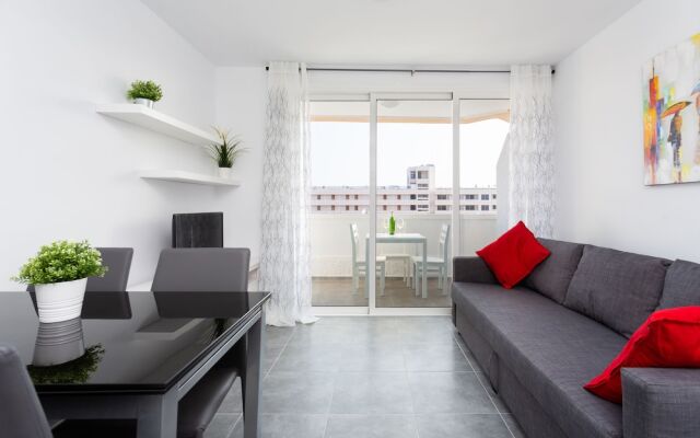 Close to the Sky Apartment, Surrounded by Beaches