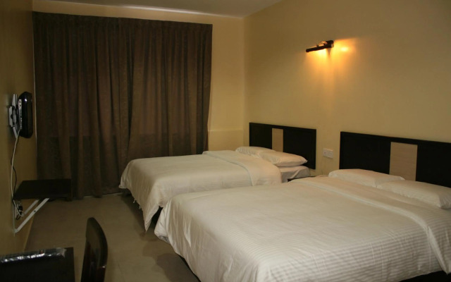 The Fern Lodge (Sanitized Stay)