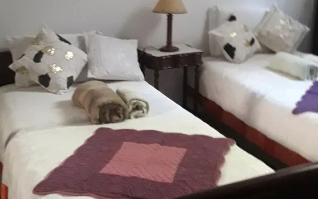 Room-sintra Lousa Twin Guest Room With P