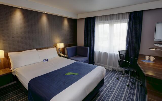 Holiday Inn Express Windsor, an IHG Hotel