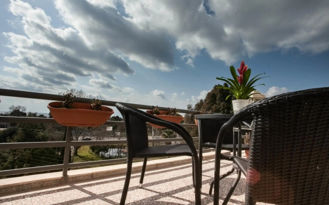 Minavra Hotel