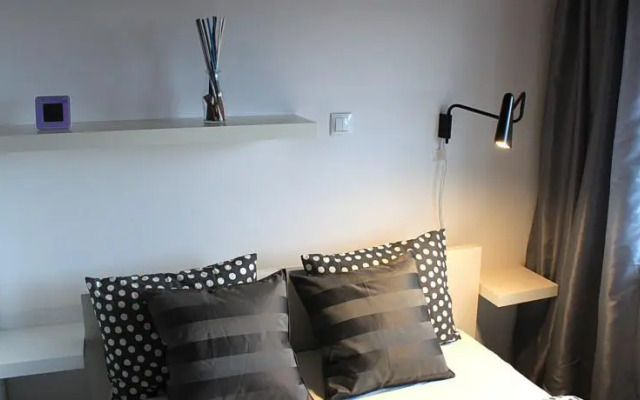 Yellow Peaked Shoe Apartment