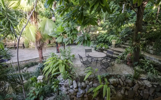 La Casa de la Cascada