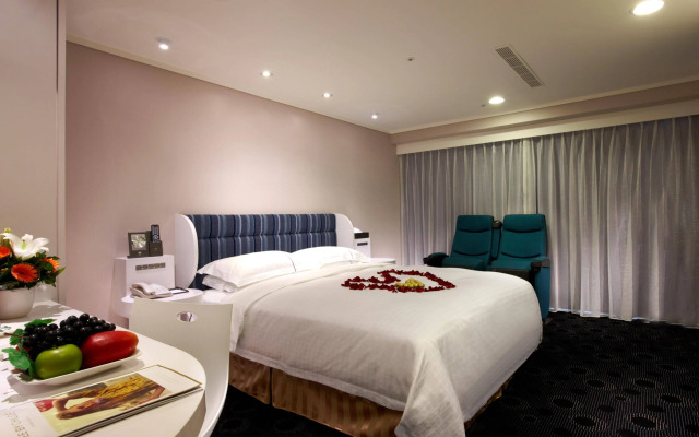 Ximen Airline Hotel