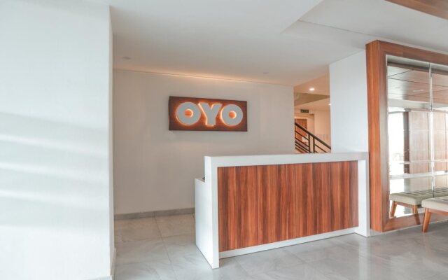 OYO Flagship 210 Amethyst Kemayoran Near RSUD Pademangan