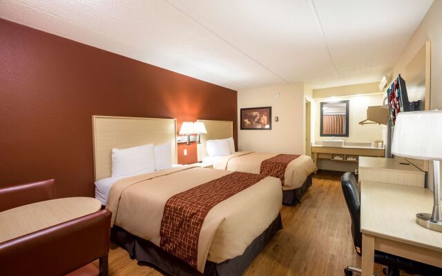 Red Roof Inn PLUS+ Nashville North - Goodlettsville