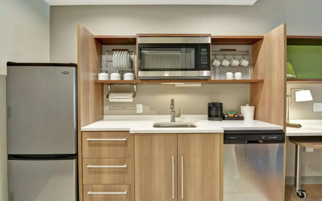 Home2 Suites by Hilton Charlotte Piper Glen