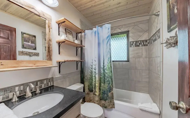 Midtown Hideaway