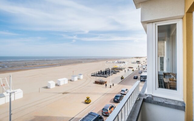 Apartment on Belgian Coast With Sea View
