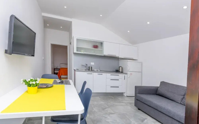 Apartments Mime