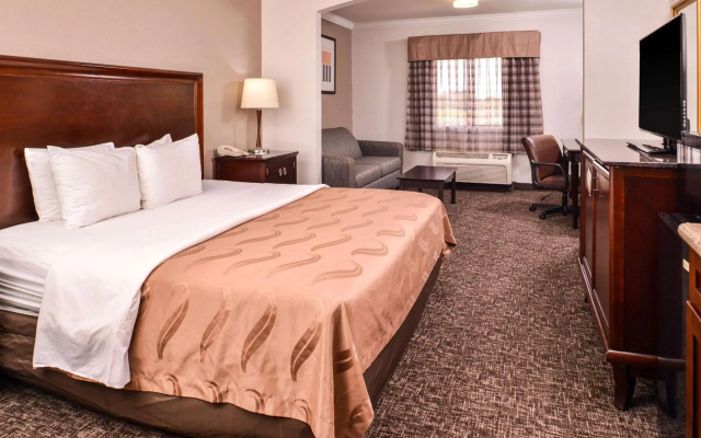 Quality Inn & Suites Beaumont