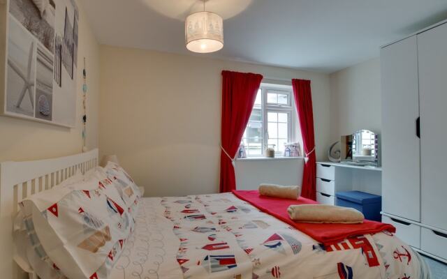 Modern Apartment in Carbis Bay Near Beach