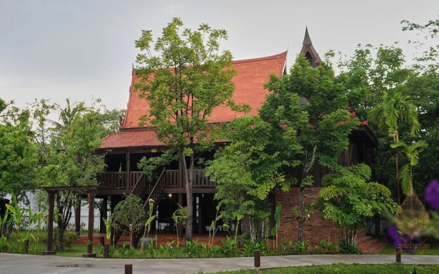 Phoum Chaufea Resort
