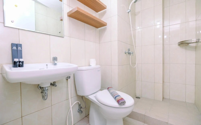 Well Designed 2Br Apartment At Springlake Summarecon Bekasi