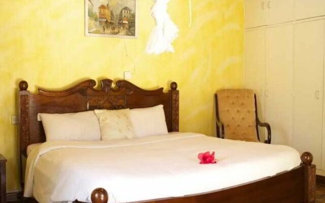 Eden Gardens Hotel and Restaurant