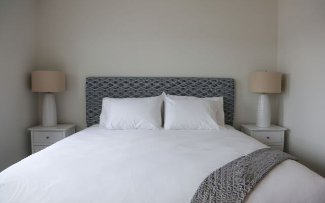 The Sea Breeze Inn
