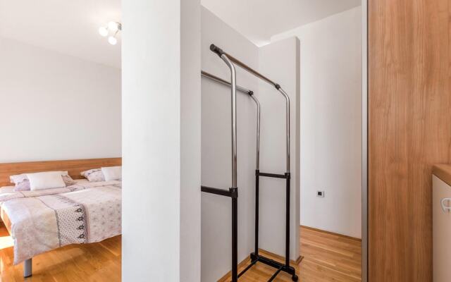 Beautiful Home in Lovran With Sauna, Wifi and 4 Bedrooms