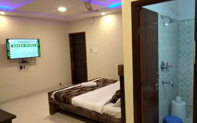 JK Rooms 128 Hotel RR