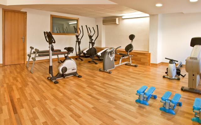 RH Casablanca & Suites Hotel