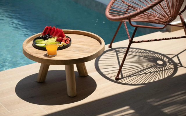 Iphimedeia Apartments & Suites