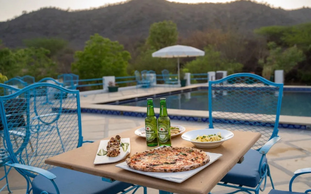 Devraj Villa-A Luxury Homestay with Pool