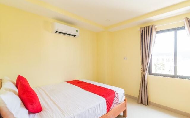 OYO 206 Mission Hotel