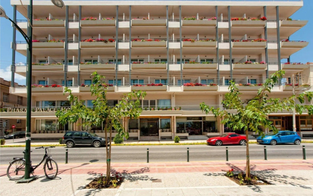 Pharae Palace Hotel