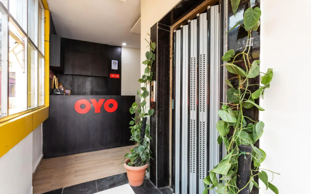 OYO 30860 Sun Palace