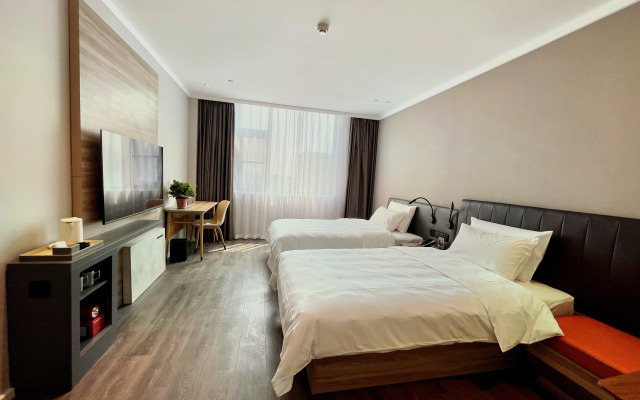 HanTing Hotel (Hebi Xun County)