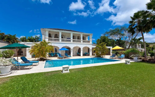 Royal Westmoreland Benjoli Breeze by Island Villas