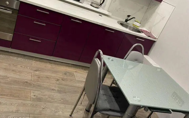 Апартаменты в микрорайоне Крылатый 22/1