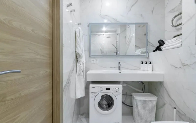 Апартаменты НайсПлэйсСПБ на Большеохтинском проспекте, д.15 к.2